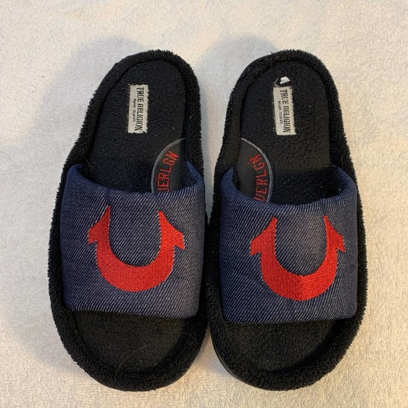 True Religion Other - Mens True Religion slippers slides size 7-8